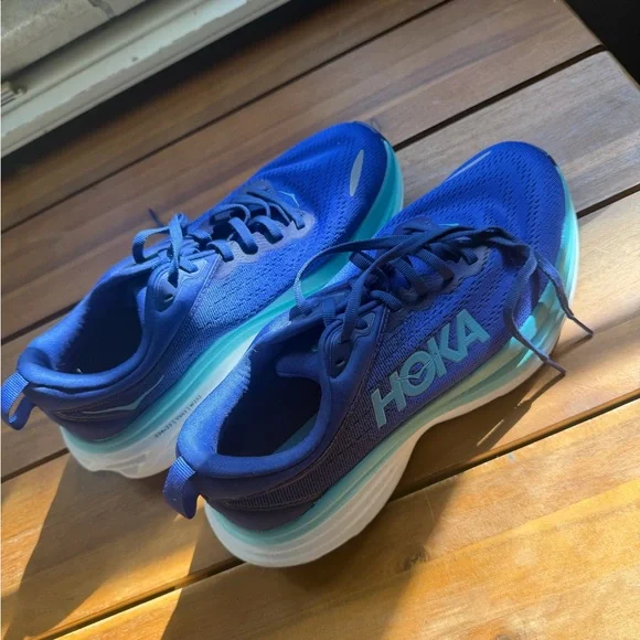 Hoka Women's Bondi 8 Sneakers in Blue and Aqua Size 9 - Picture 1 of 7